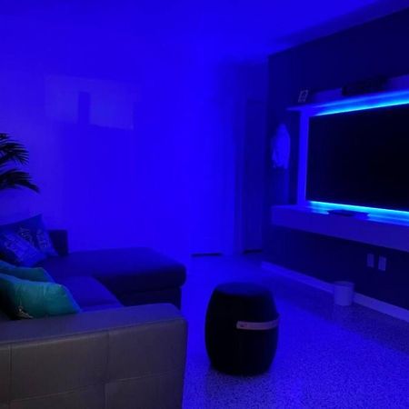 Stayover In Miami Home 2Br - 1Bth - Free Parking Bagian luar foto