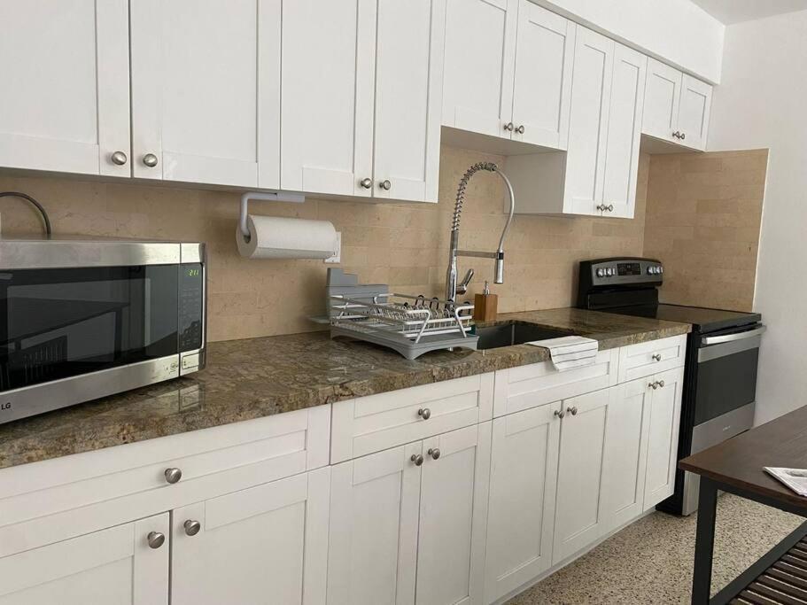 Stayover In Miami Home 2Br - 1Bth - Free Parking Bagian luar foto